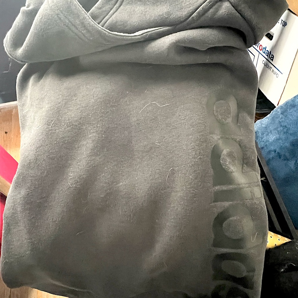 ADIDAS WOMANS LRG BLACK HOODIE